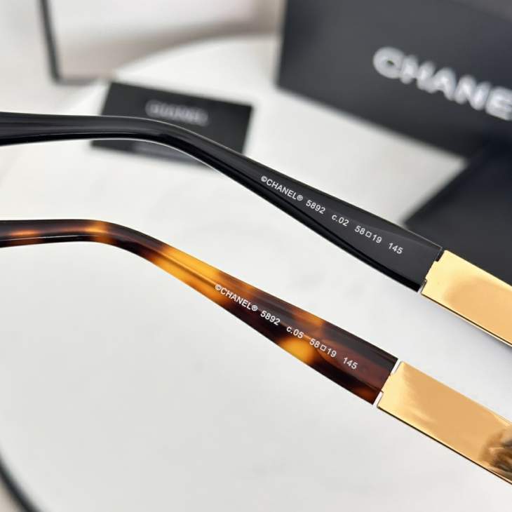 Picture of Chanel Sunglasses _SKUfw77710455fw